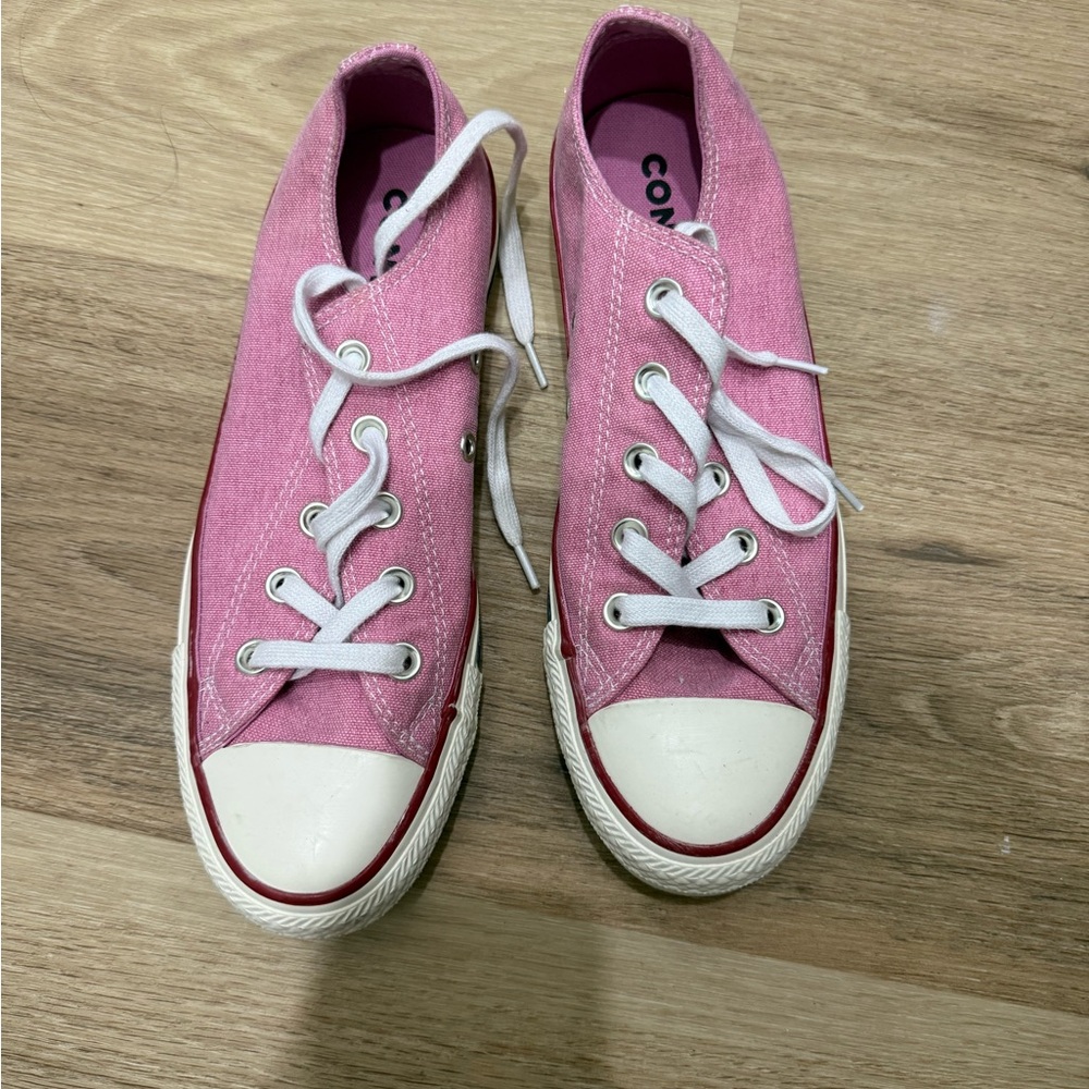 Converse Women's Pink Low-Top Sneakers